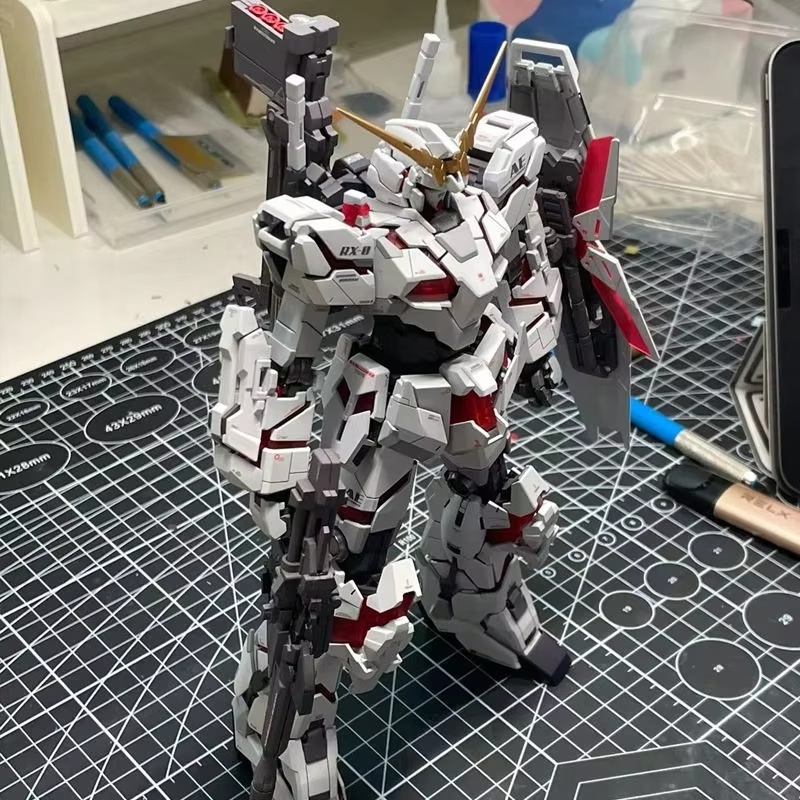Auf Lager Hg 1/144 Rx-0 Unicor – Model Kit Barbatos Bewertung und Preis